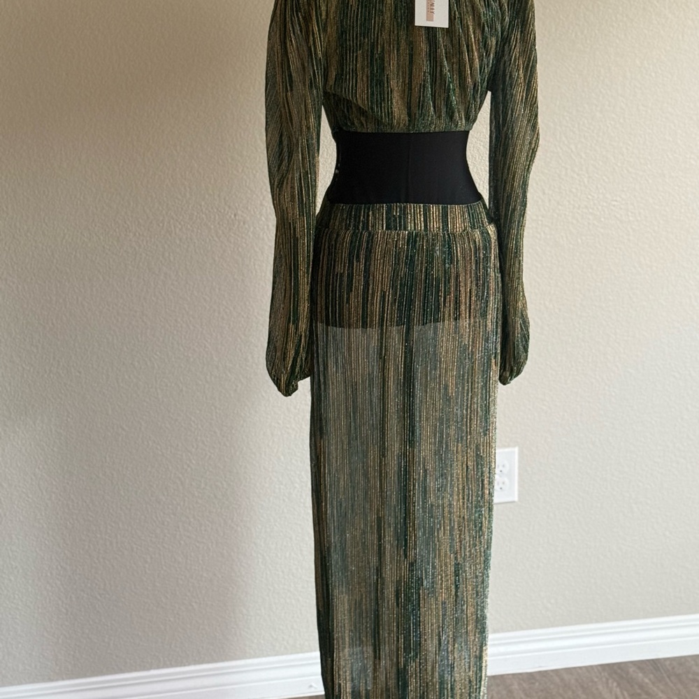 Baesically Curve Emerald Gold Metallic Cutout Maxi Dress NWT Size S - Picture 5 of 11